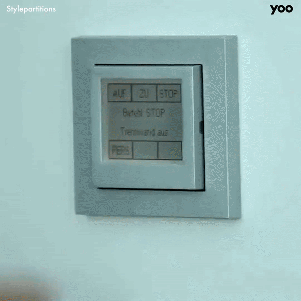 Từ cánh cửa hóa ban công trong chớp mắt, thiết kế này khiến ai thấy cũng trầm trồ thán phục - Ảnh 5. Từ cánh cửa hóa ban công trong chớp mắt, thiết kế này khiến ai thấy cũng trầm trồ thán phục - Ảnh 5.